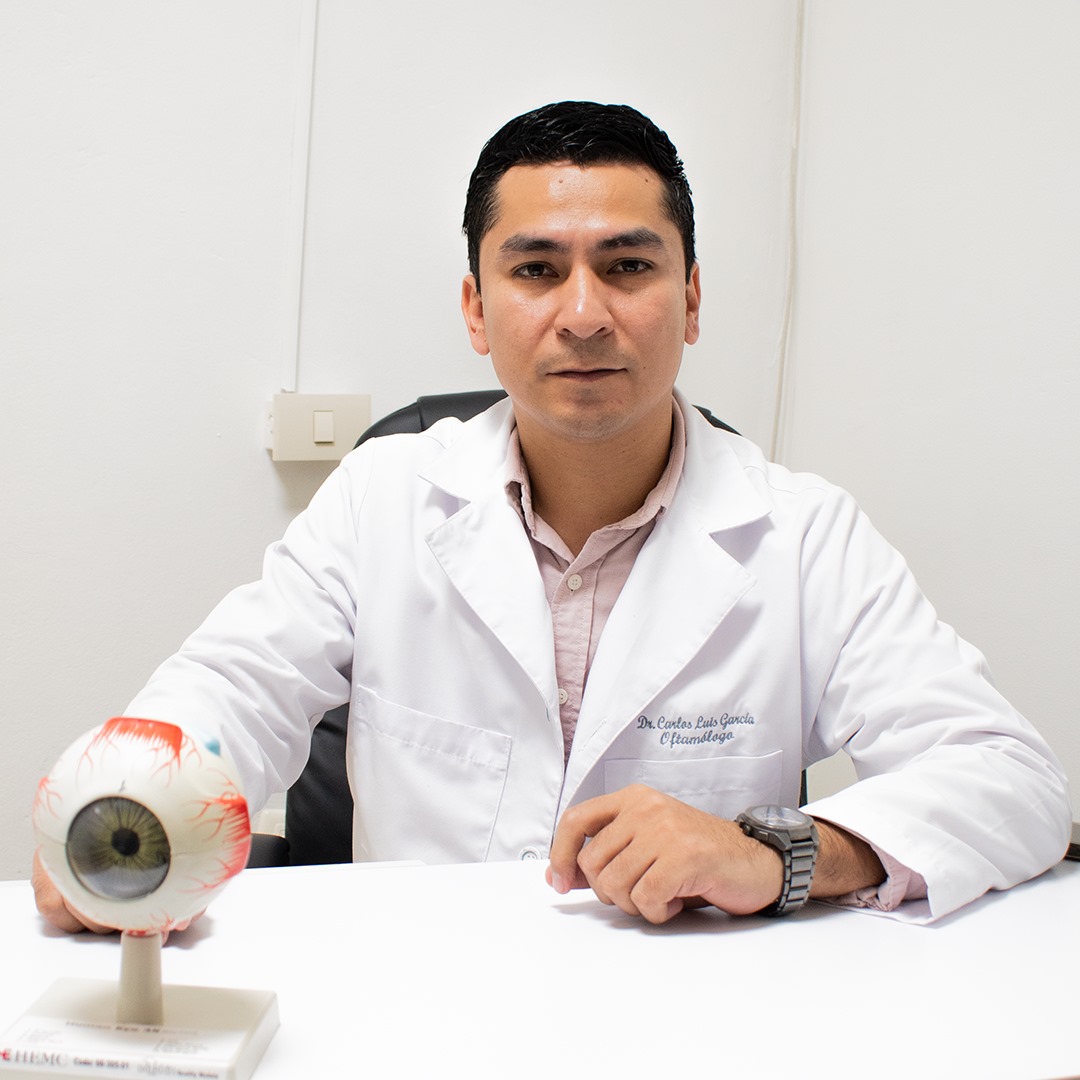 Dr. Carlos Luis García Castillo