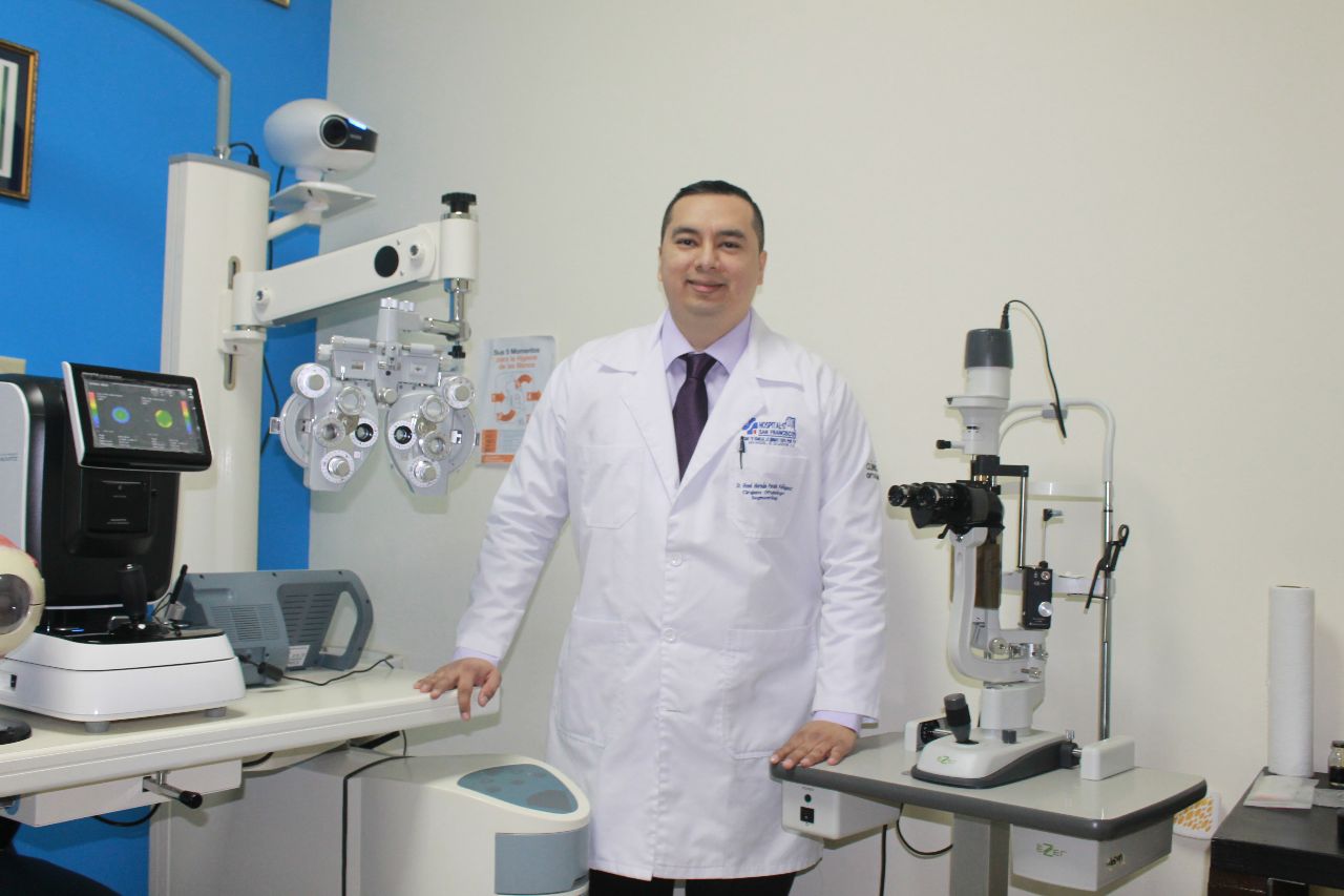 Dr. René Hernán Parada Vásquez