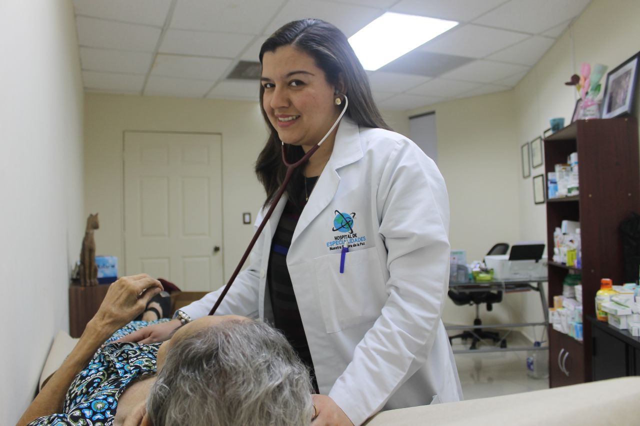 Dra. Yaneth Carolina Alvarado Velasquez