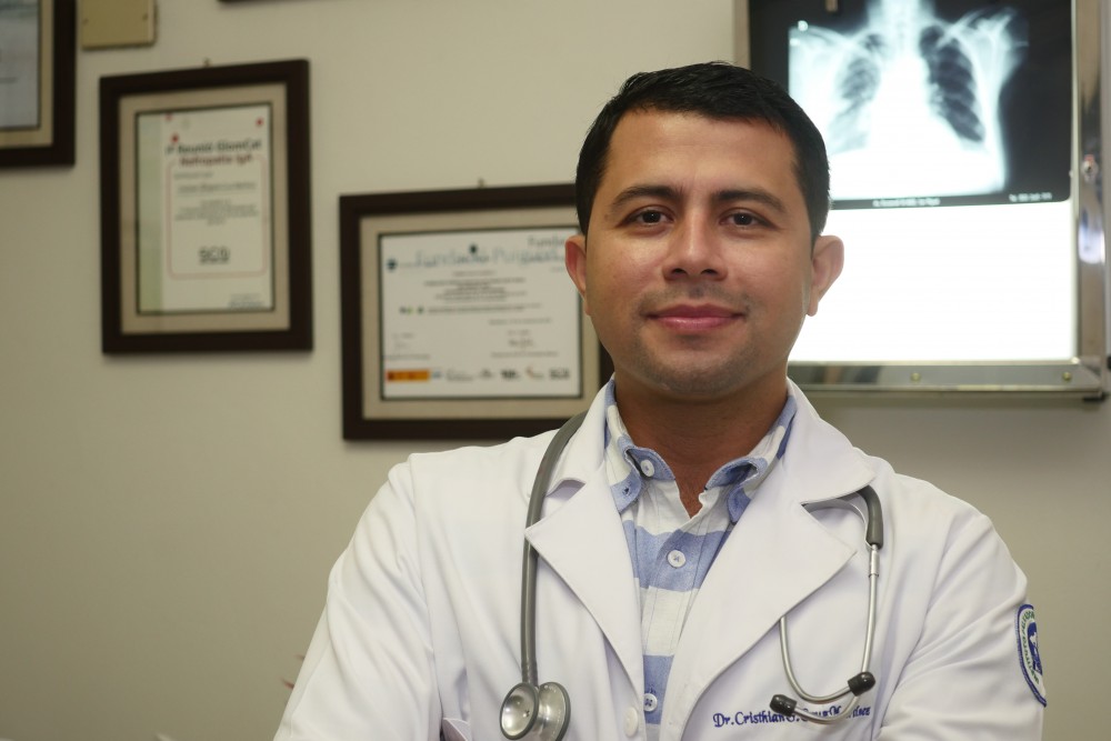 Dr. Christian Gregorio Cruz Martínez