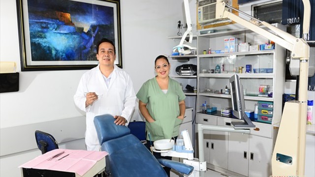 Equipo medico, Centro Dental Icamel